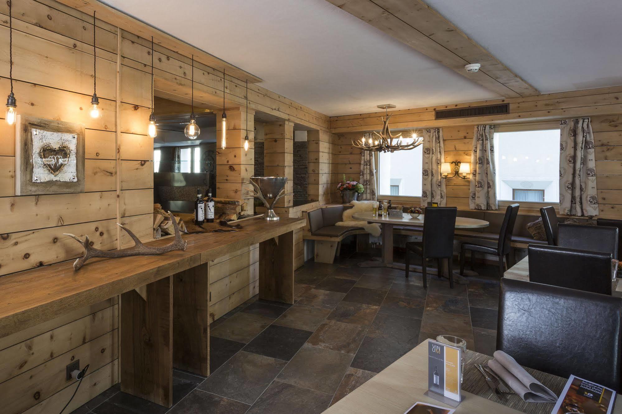 Hotel Cervo Sils Maria Ngoại thất bức ảnh