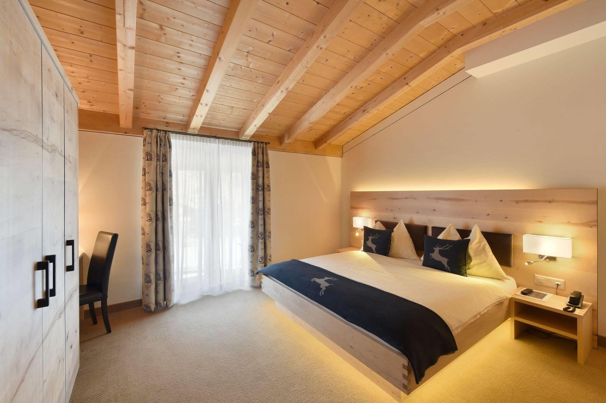 Hotel Cervo Sils Maria Ngoại thất bức ảnh